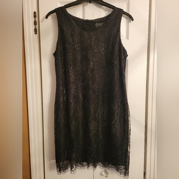 Solini  lace sheath dress - Picture 3 of 10